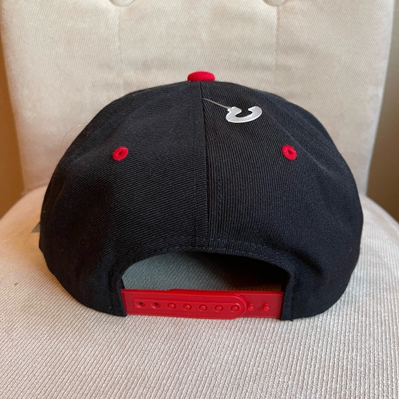 Universal Studios 2024 Halloween Horror Nights Bloody Terror Tram Hat HHN 33 NWT - Picture 5 of 8